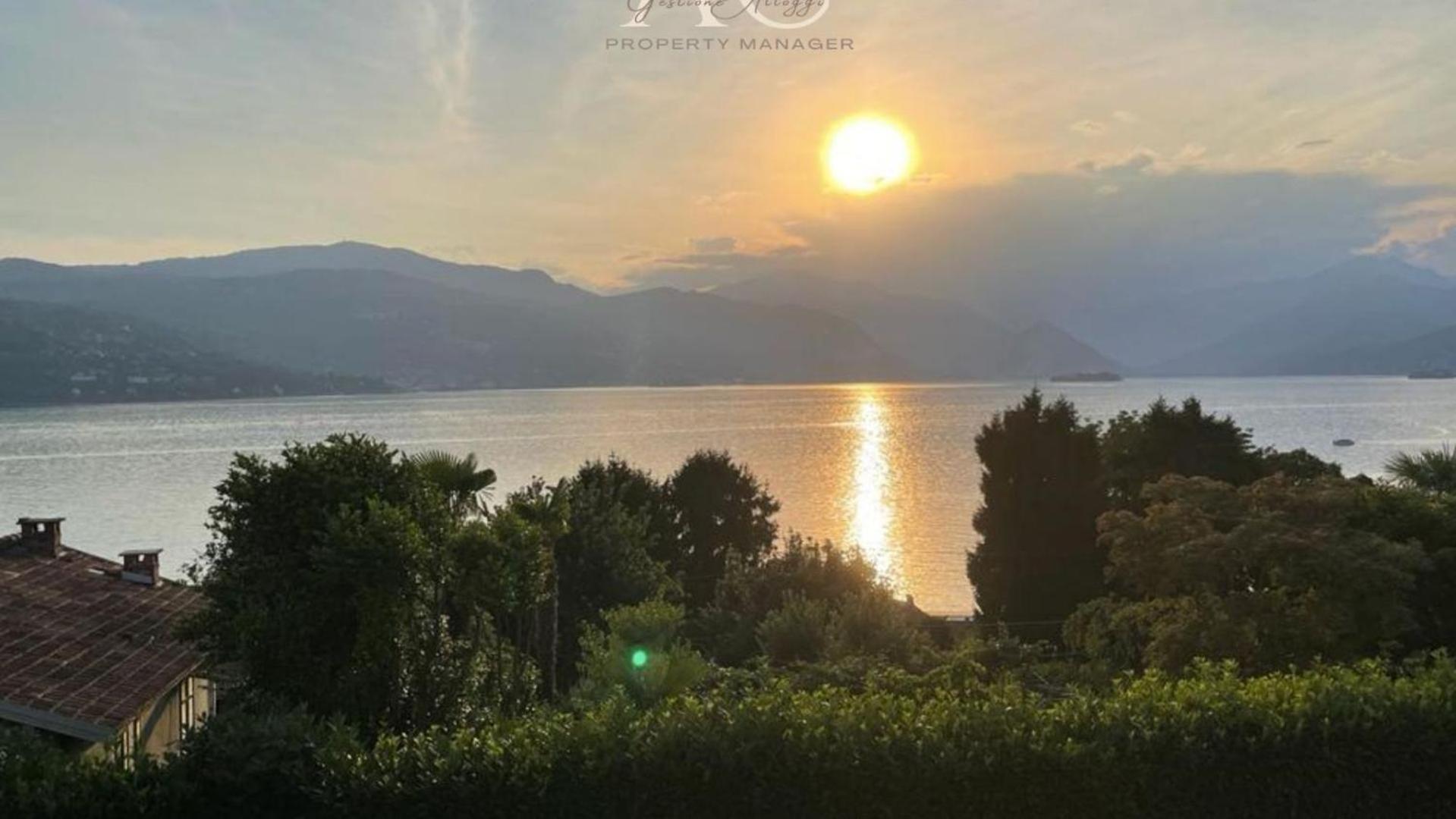 The House On The Lake Reno Di Leggiuno Exterior foto